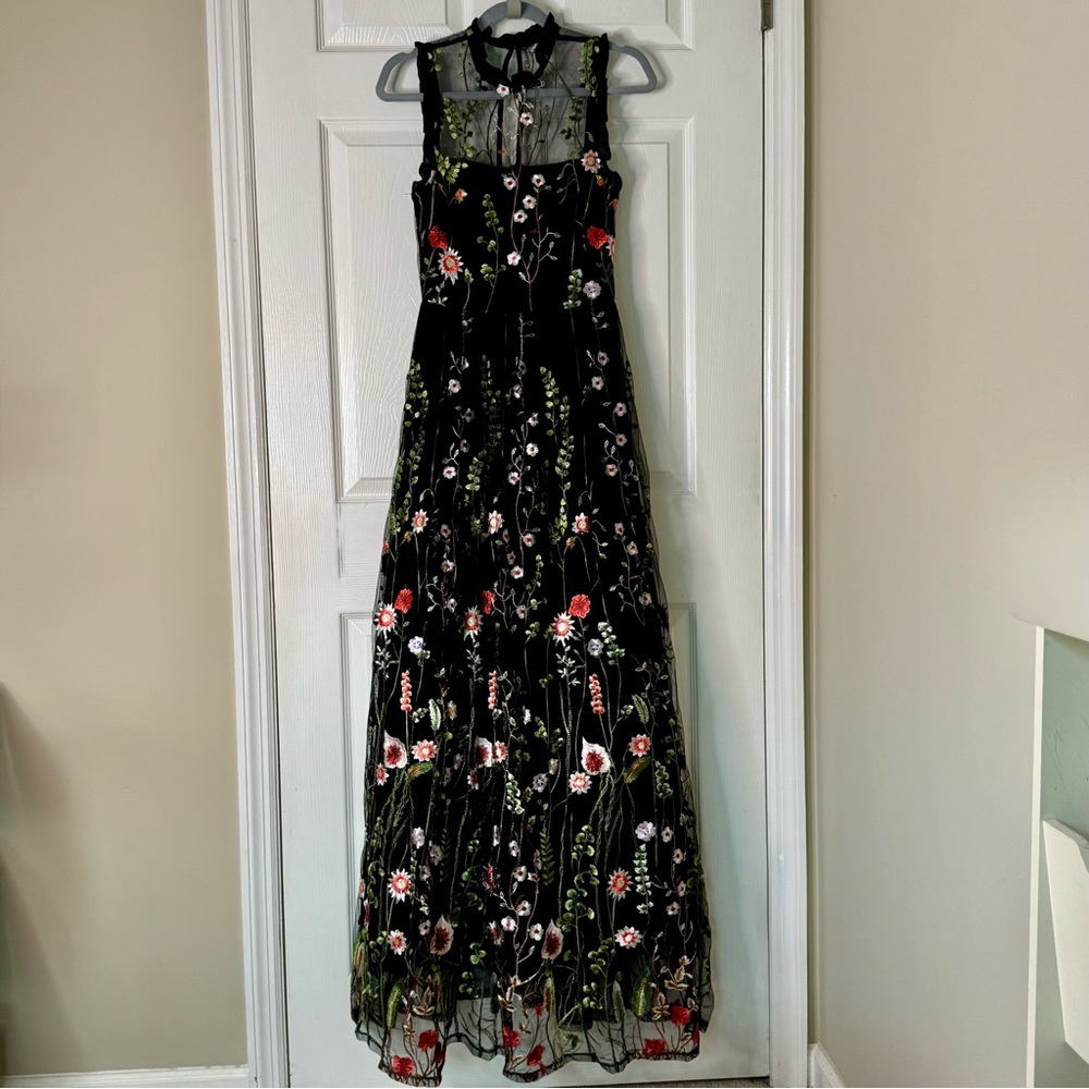 City Studio Black Fit and Flare Dress with Floral Embroidery Size 5 NWT